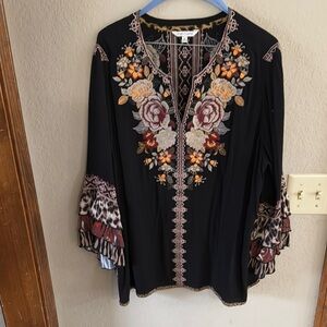 Johnny Was Black Floral Embroidered Blouse